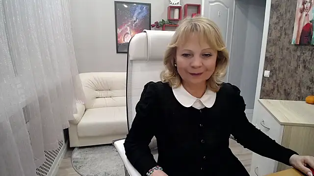 Milla Cutie18 online show from March 17, 2025, 11:53 am