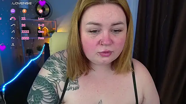 ZaraReignn online show from March 6, 2025, 9:09 pm