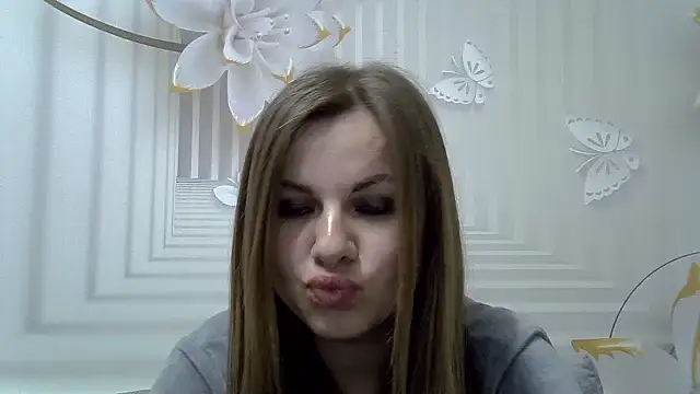 TinaFun4u online show from March 10, 2025, 10:55 pm