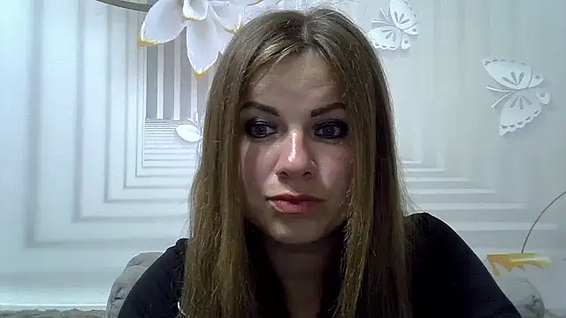 TinaFun4u online show from May 12, 2026, 8:04 pm