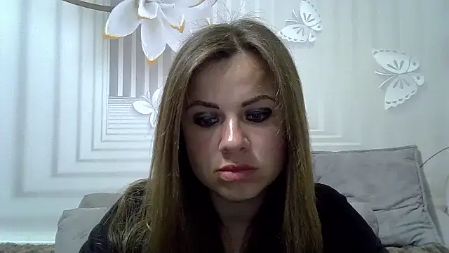 TinaFun4u online show from April 5, 2026, 8:26 pm