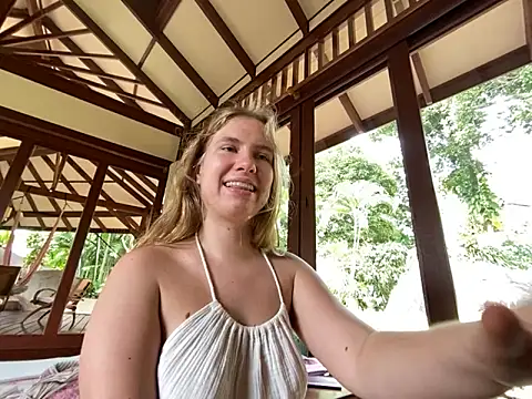 fluffy bunnyxxx online show from February 10, 2025, 4:41 am