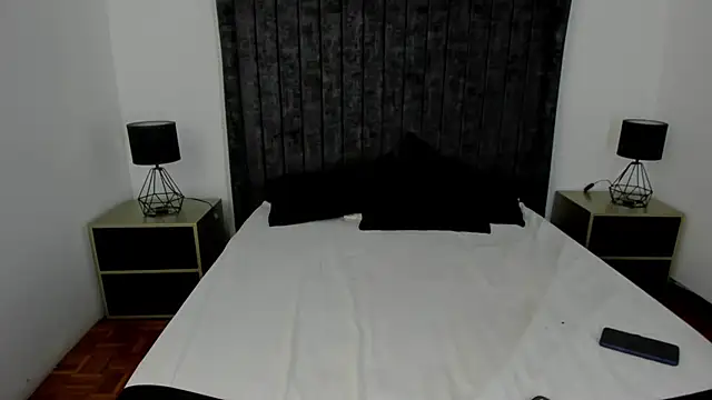 Snapshot of NataGarcia chatting on February 12, 2026, 3:45 pm NataGarcia online show from February 12, 2026, 3:45 pm