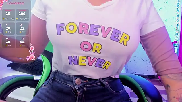 elissa iris online show from November 1, 2025, 2:51 am