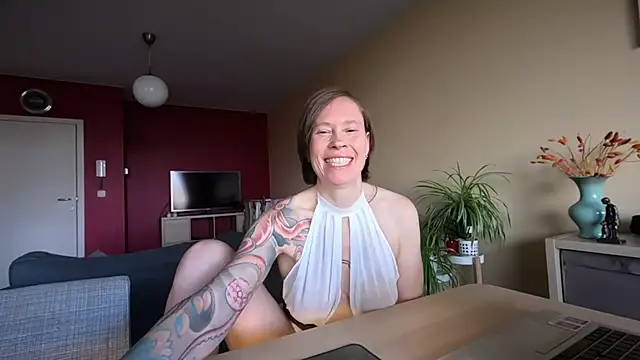 SexyExclusiveflower online show from March 30, 2026, 7:10 am