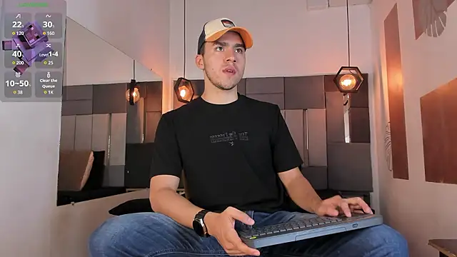 LiamNovak online show from February 7, 2026, 11:29 am