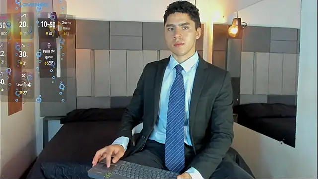 LiamNovak online show from January 13, 2026, 12:09 pm