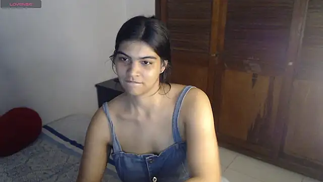 Pocahontas Princess  online show from October 31, 2025, 3:03 am