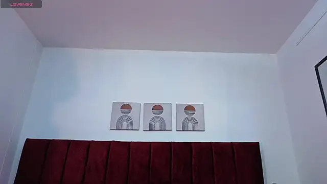 selena castillo online show from January 6, 2026, 12:20 pm