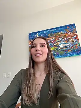 SophieRaily  online show from February 26, 2025, 6:37 pm