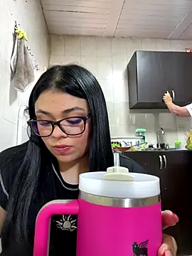 alissonfernandez  online show from September 13, 2025, 6:41 pm