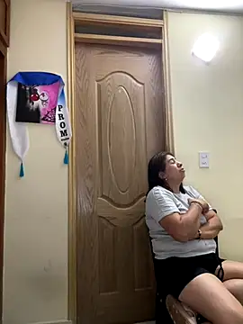 alissonfernandez  online show from January 9, 2026, 2:18 am