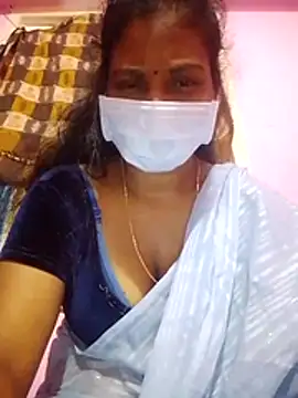 Villageammu18 online show from November 29, 2025, 5:35 pm