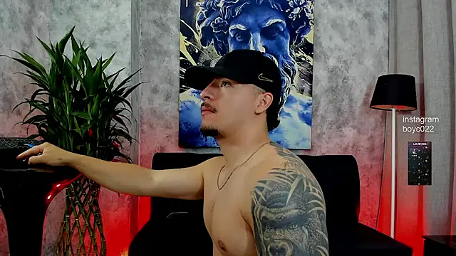 boyc022  online show from September 9, 2025, 8:02 am