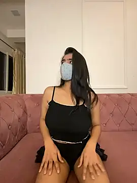 Emmy kapoor online show from January 29, 2025, 10:01 pm