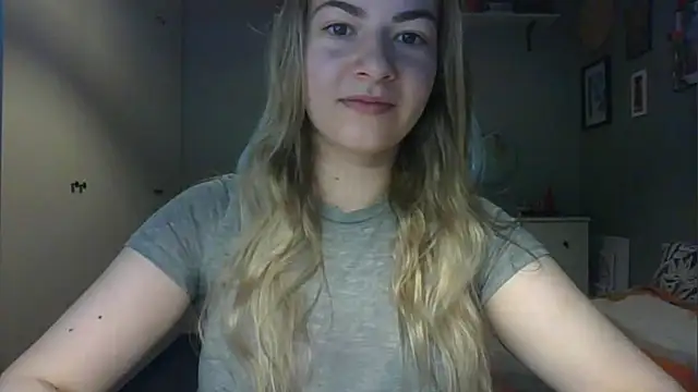 Snapshot of ROSIEx_sweet chatting on June 10, 2026, 6:58 am ROSIEx sweet online show from June 10, 2026, 6:58 am
