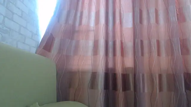 Snapshot of kila_lo chatting on January 16, 2026, 12:42 pm kila lo online show from January 16, 2026, 12:42 pm