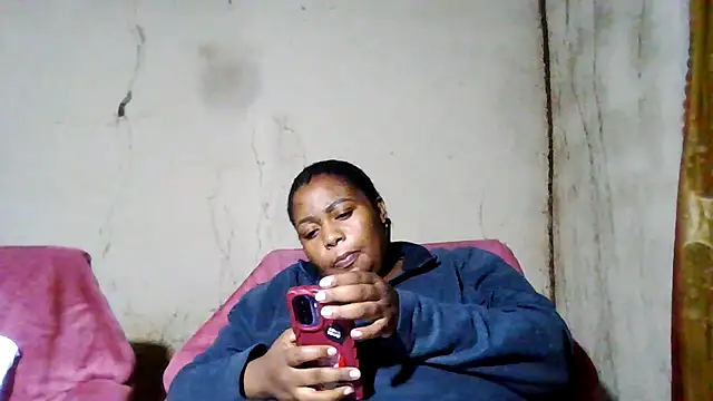 bustyboobs6 online show from September 25, 2025, 4:13 pm