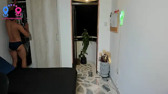 Travis bakers online show from September 19, 2025, 11:31 pm