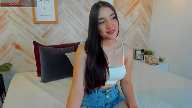 Snapshot of AniiRose chatting on February 2, 2025, 1:34 am AniiRose online show from February 2, 2025, 1:34 am