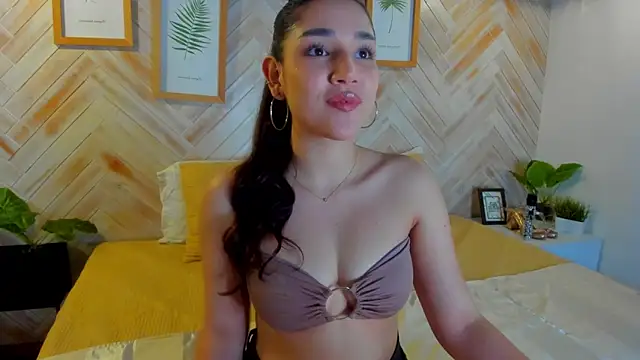 Snapshot of AniiRose chatting on March 19, 2025, 12:15 am AniiRose online show from March 19, 2025, 12:15 am