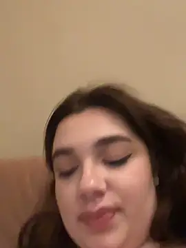 Dreamy Kitty online show from January 14, 2025, 8:37 pm