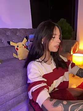 Snapshot of alessia_iris19 chatting on January 27, 2025, 4:20 am alessia iris19 online show from January 27, 2025, 4:20 am