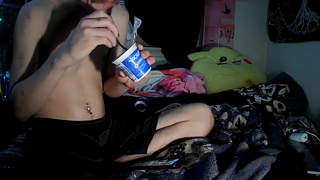 ATwinkie online show from September 23, 2025, 11:12 pm