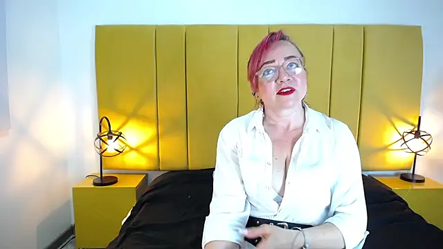 Lupiita223 online show from September 11, 2025, 1:11 pm