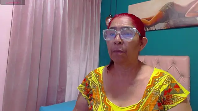 renata milf  online show from November 17, 2025, 12:20 pm