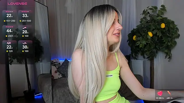 Katty Lights online show from February 28, 2025, 4:31 pm