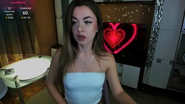 madis0n crystal online show from February 6, 2025, 11:31 am