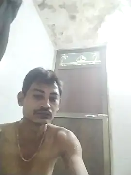 jenilmax online show from November 3, 2025, 7:35 am