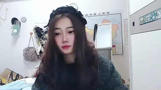 Cherie-xinxin01 online show from December 7, 2024, 12:14 am