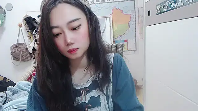 Cherie-xinxin01 online show from December 6, 2024, 12:11 pm