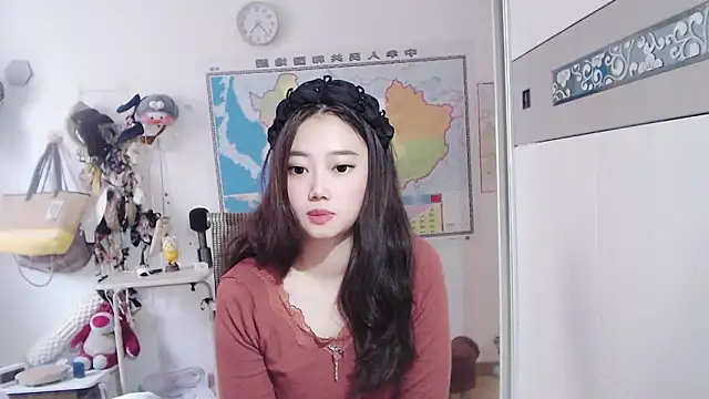 Cherie-xinxin01 online show from December 5, 2024, 8:38 am