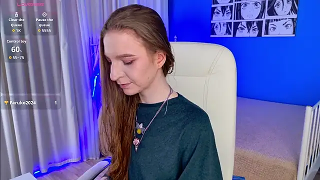 VioletShine online show from March 8, 2026, 1:14 pm