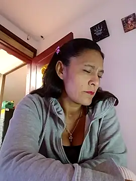 Snapshot of SAMANTA_09- chatting on March 6, 2025, 3:35 pm SAMANTA 09- online show from March 6, 2025, 3:35 pm