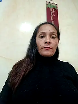 Snapshot of SAMANTA_09- chatting on February 17, 2025, 3:11 pm SAMANTA 09- online show from February 17, 2025, 3:11 pm