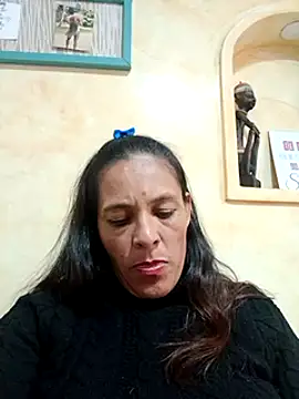 Snapshot of SAMANTA_09- chatting on February 17, 2025, 6:17 pm SAMANTA 09- online show from February 17, 2025, 6:17 pm