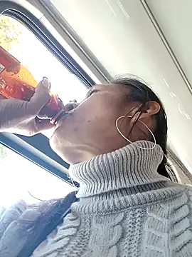 Snapshot of SAMANTA_09- chatting on January 18, 2025, 4:10 pm SAMANTA 09- online show from January 18, 2025, 4:10 pm