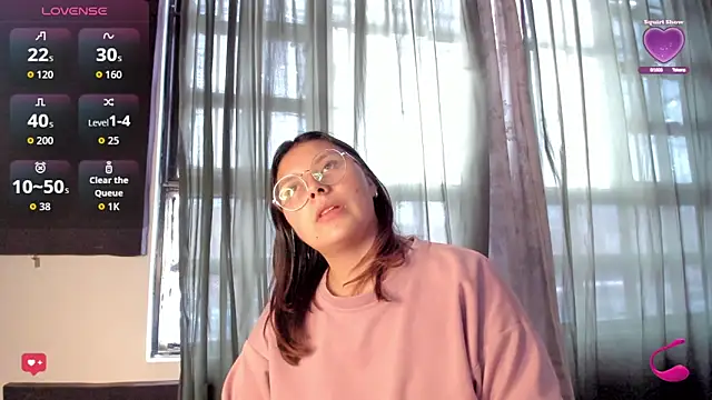 Noellesable online show from October 29, 2025, 5:34 pm