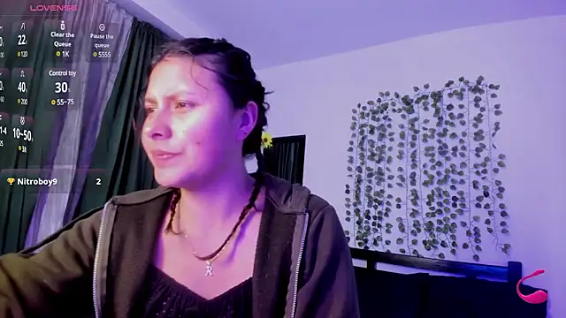 Noellesable online show from March 4, 2025, 3:33 am