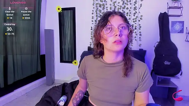 Noellesable online show from March 15, 2025, 10:22 pm