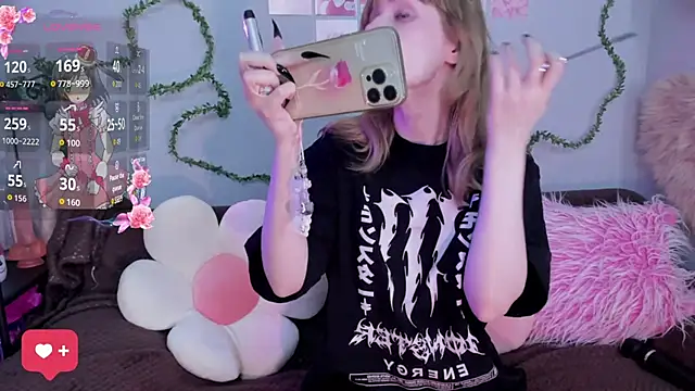 Snapshot of EvaStevs chatting on February 27, 2026, 7:14 pm EvaStevs online show from February 27, 2026, 7:14 pm