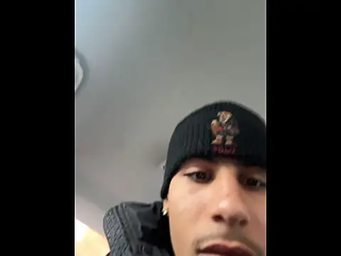 Snapshot of johnycash21 chatting on February 17, 2026, 12:57 pm johnycash21 online show from February 17, 2026, 12:57 pm