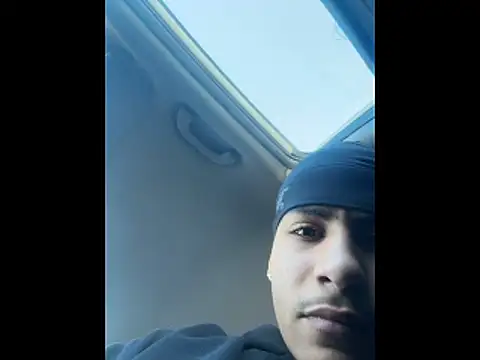 Snapshot of johnycash21 chatting on February 2, 2026, 5:12 pm johnycash21 online show from February 2, 2026, 5:12 pm