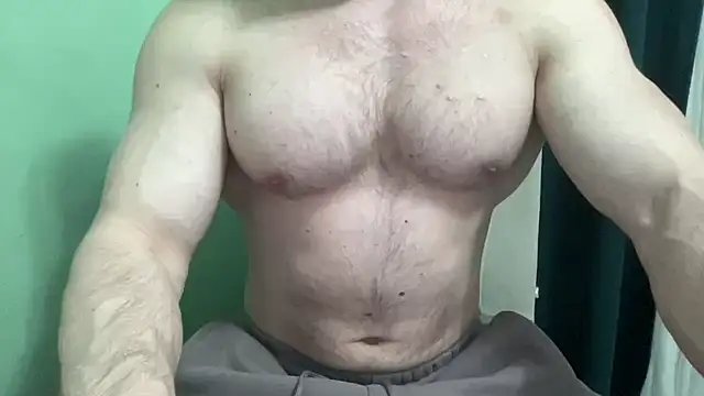 Snapshot of Mrbiceps23 chatting on March 1, 2026, 6:30 pm Mrbiceps23 online show from March 1, 2026, 6:30 pm