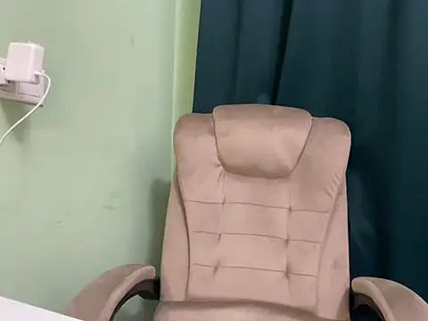 Mrbiceps23 online show from December 15, 2024, 1:11 pm