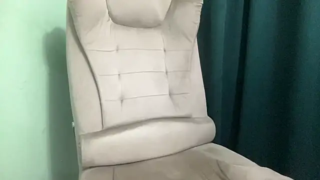 Snapshot of Mrbiceps23 chatting on January 6, 2026, 9:30 pm Mrbiceps23 online show from January 6, 2026, 9:30 pm